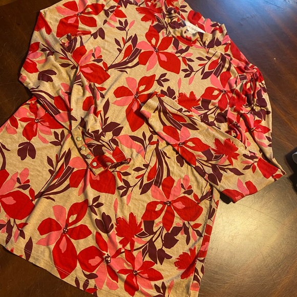 Liz Claiborne Red and Purple Floral Turtleneck Sweater - Picture 2 of 6